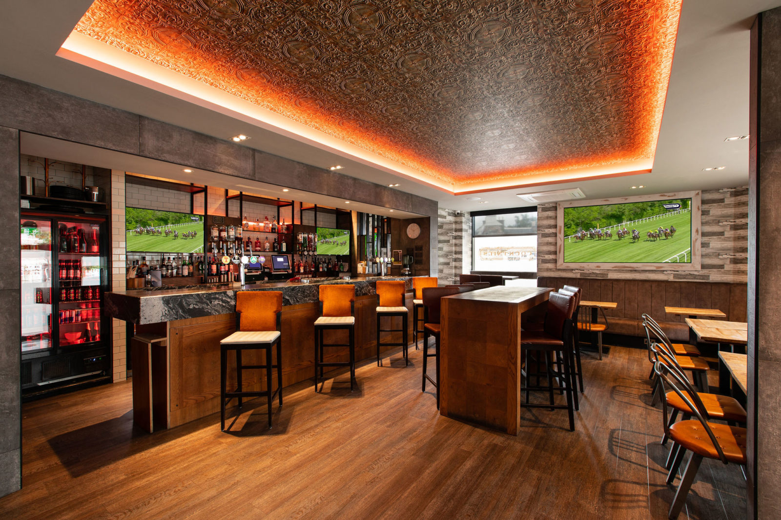 Royal Bar